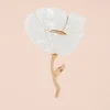 Broche Flor nacar