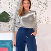 Camiseta marinera muy chic beige marino