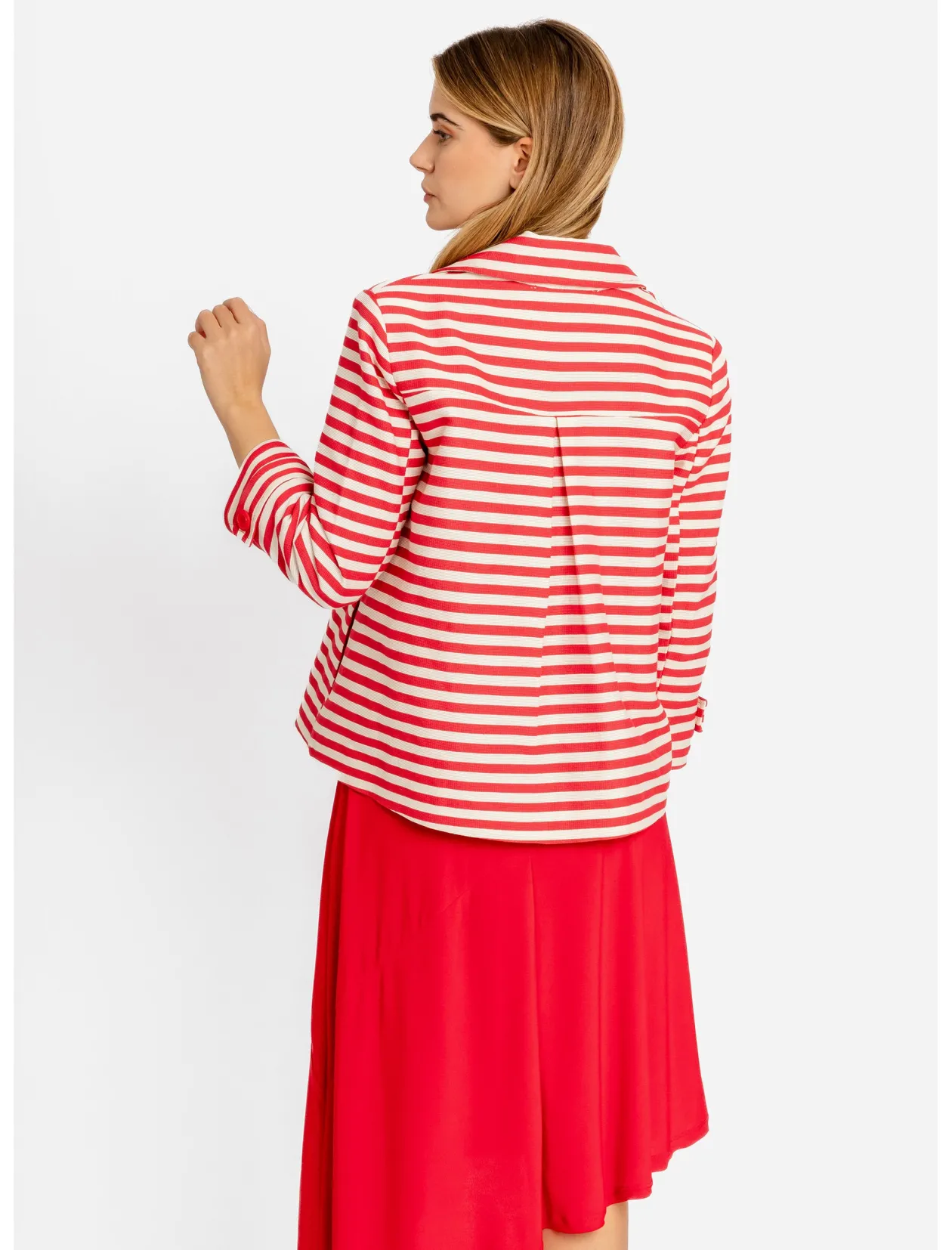 Chaqueta superbonita rayas rojas