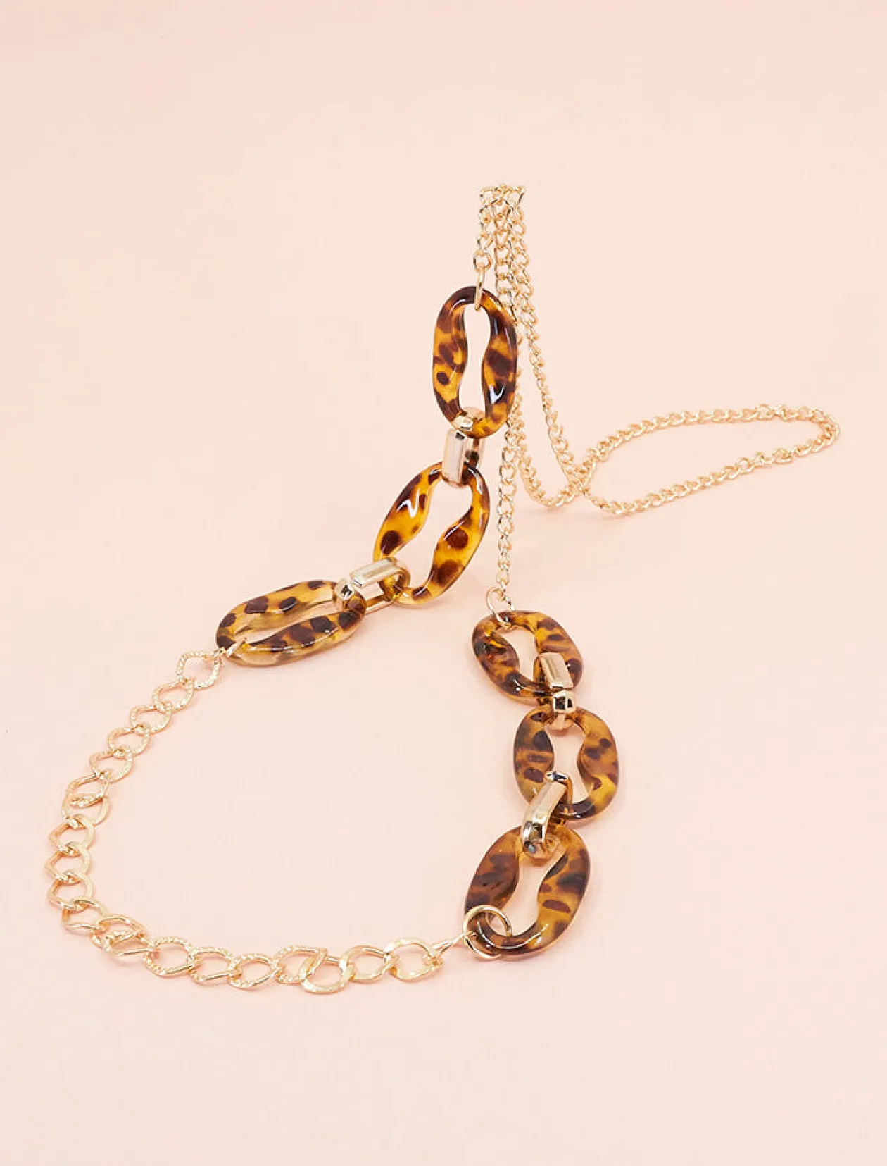 COLLAR ESLABONES CAREY
