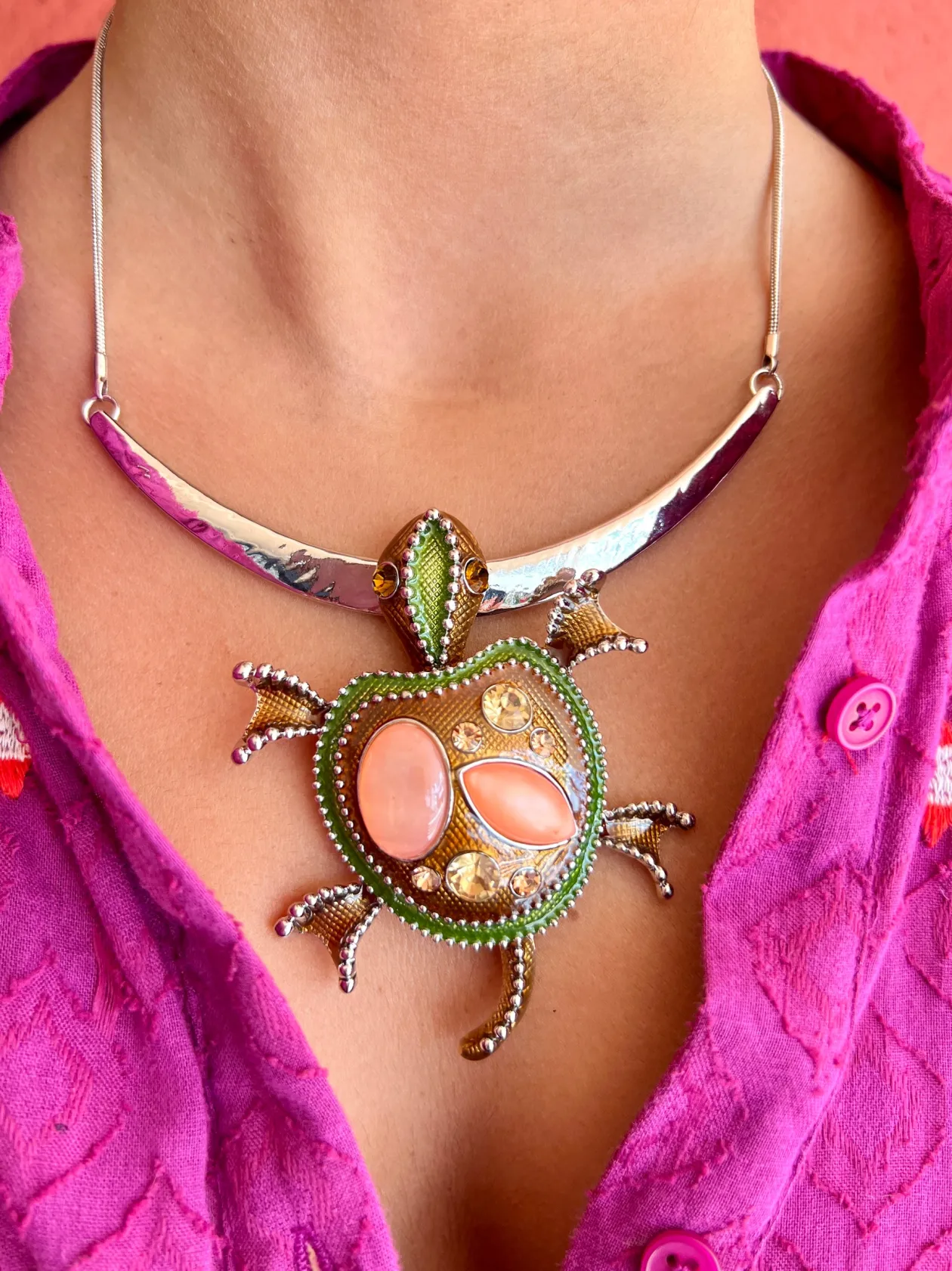 Collar Tortuga Chic