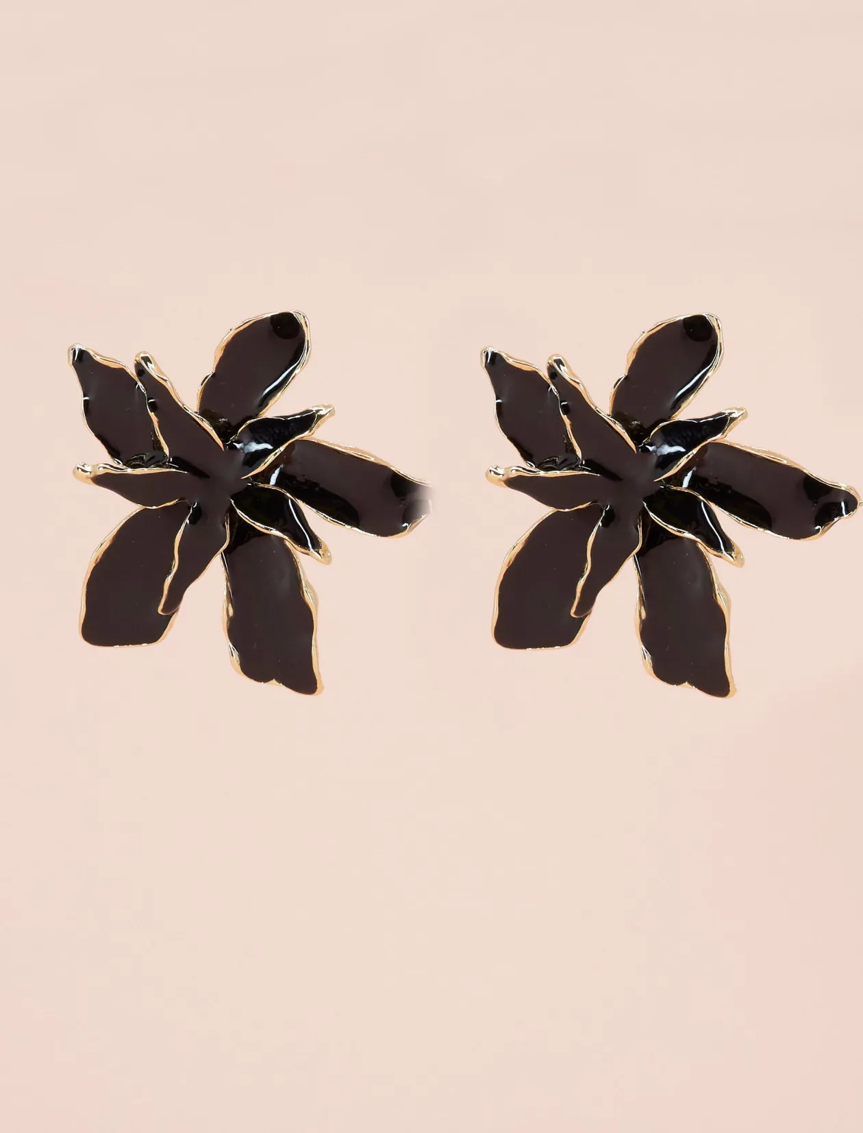 Pendientes orquídea negra